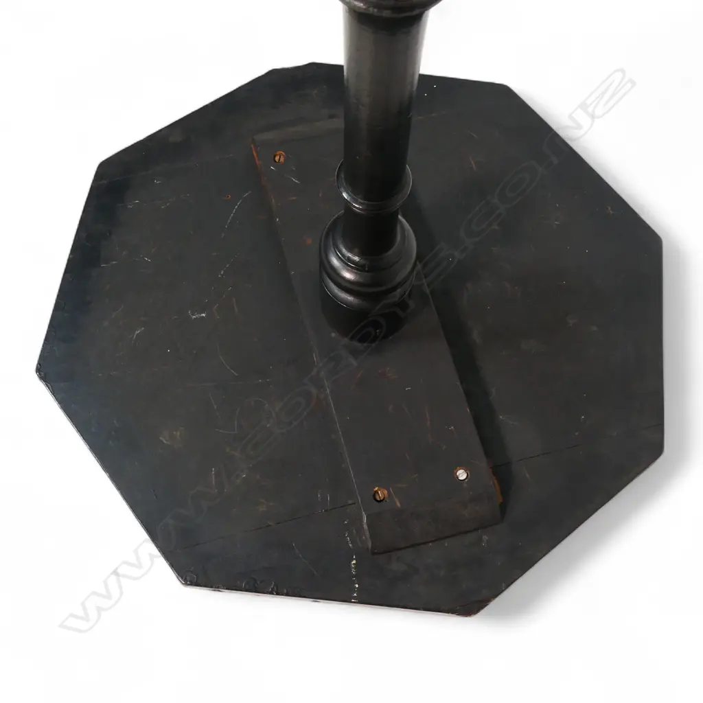 A New Zealand c.1870 ebonized kauri tripod table, Image 1++